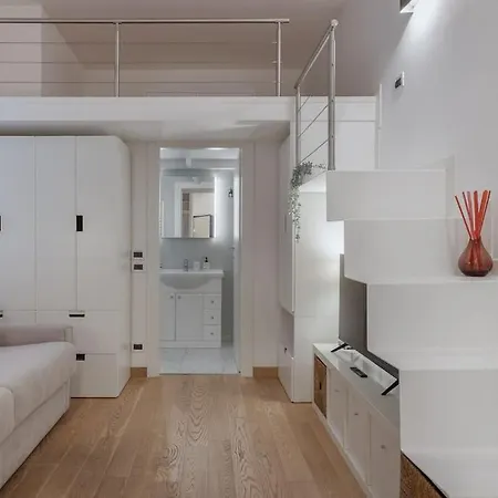 Centro I Imbriani 12/b 的里雅斯特